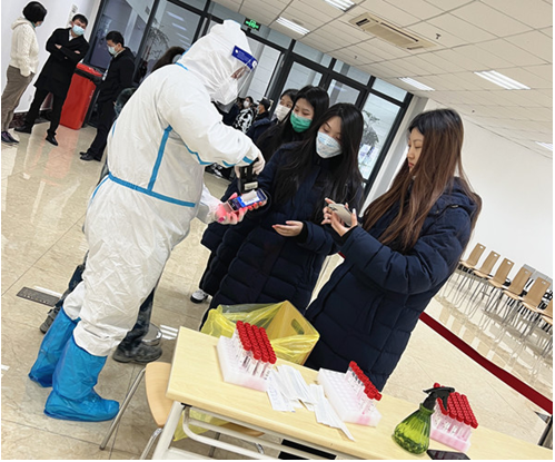 春季开学返沪学生集中核酸检测——筑牢我院安全墙